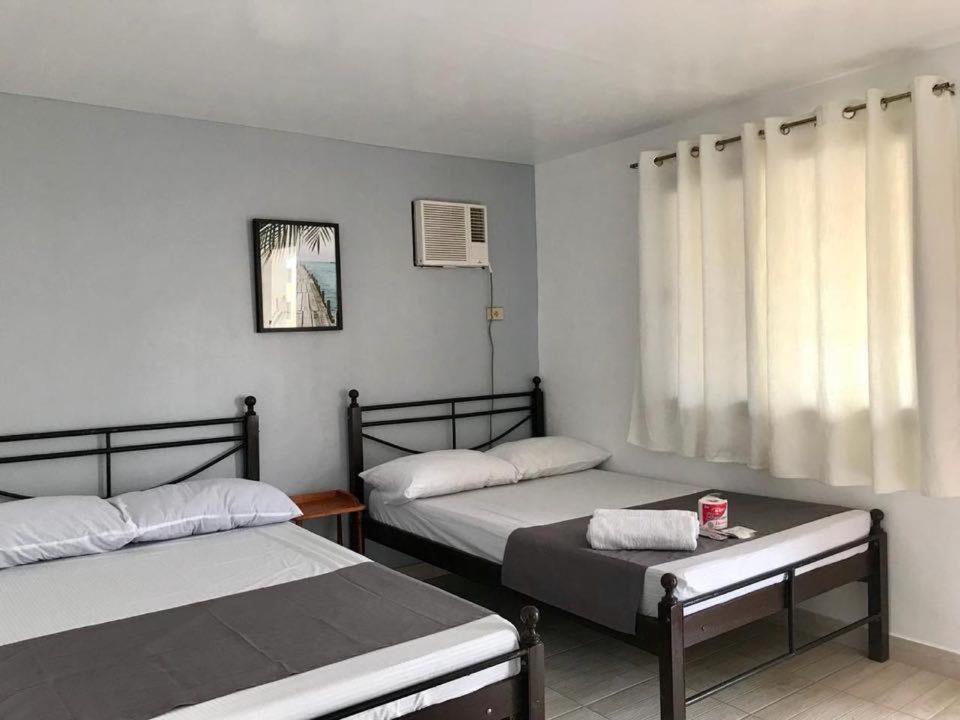 Marion Roos Hotel Puerto Galera Ngoại thất bức ảnh